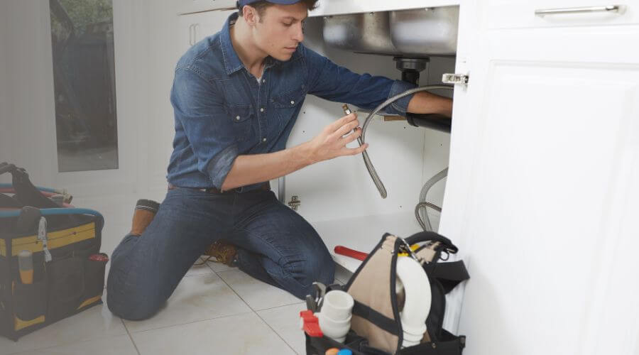 Expert burst pipe repair services in Thornton, IL